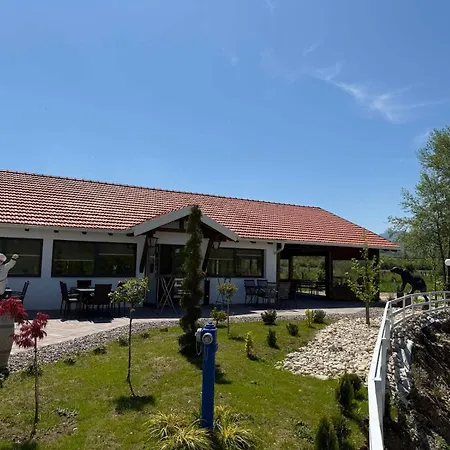 모텔 Anic Novi Travnik